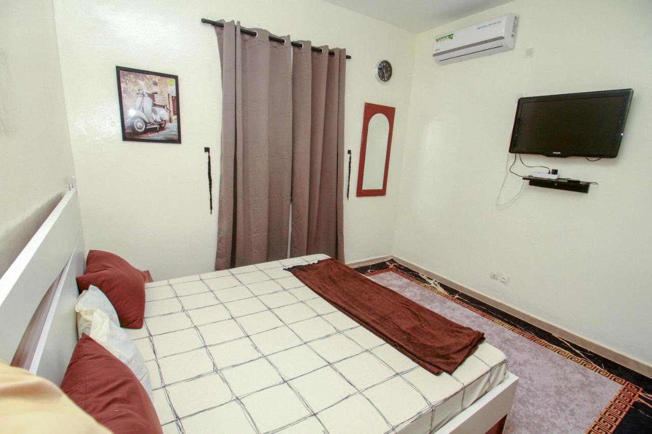 "La Coquille", Joli Loft, Moderne, Propre, Sur Et Calme Au Coeur De Saly Apartment Ngoại thất bức ảnh