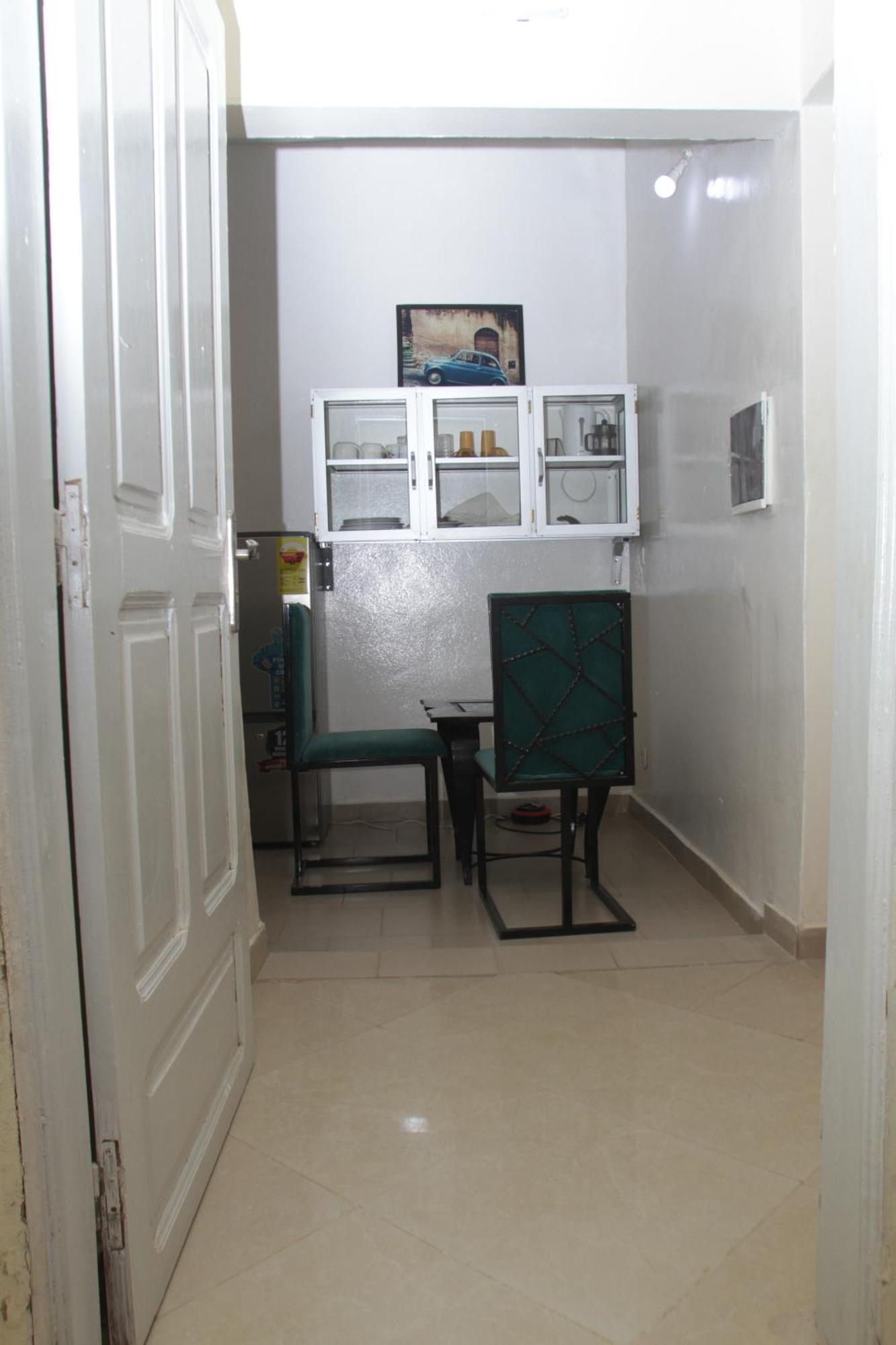 "La Coquille", Joli Loft, Moderne, Propre, Sur Et Calme Au Coeur De Saly Apartment Ngoại thất bức ảnh