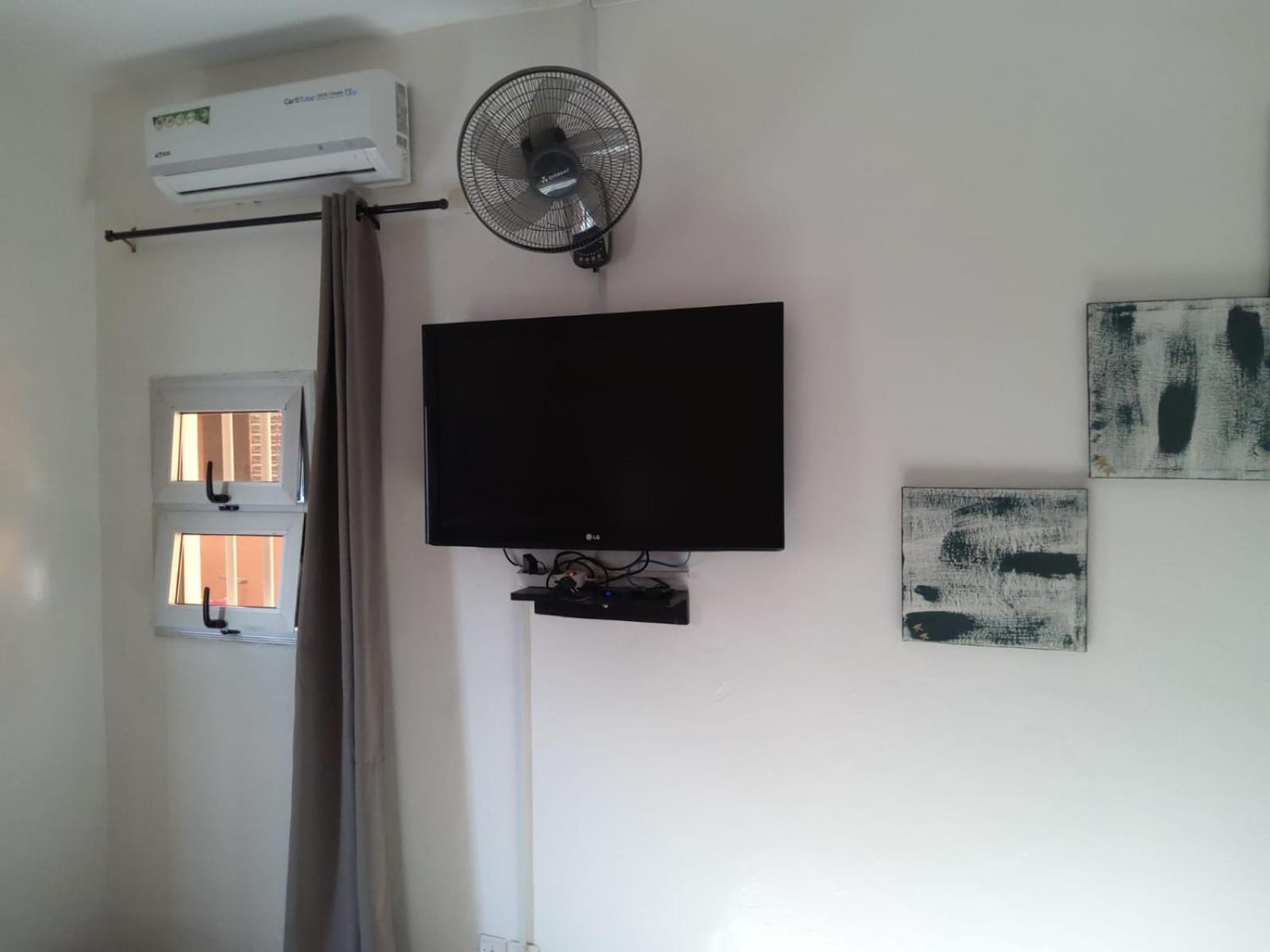 "La Coquille", Joli Loft, Moderne, Propre, Sur Et Calme Au Coeur De Saly Apartment Ngoại thất bức ảnh